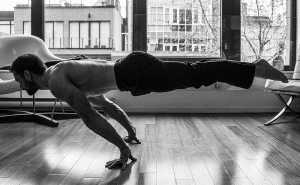 Planche, Abdominal bracing at its finest. Thanks to Jonathanfv